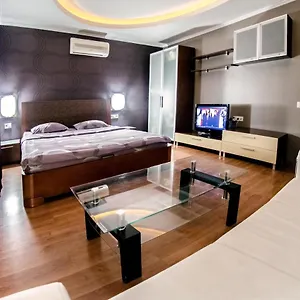 Апартаменты Hotrent Pechersk Lesy 20/22, Киев