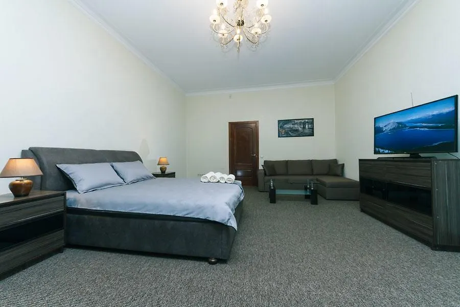 Apartamento 2 Bedroms Right Near Khreashatik Kiev