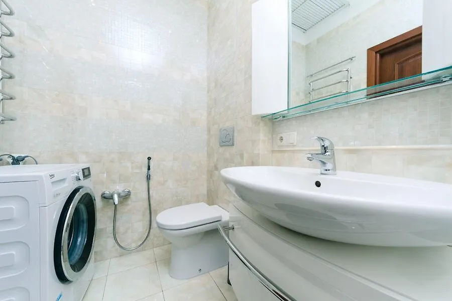 Apartment 2 Bedroms Right Near Khreashatik Kyiv
